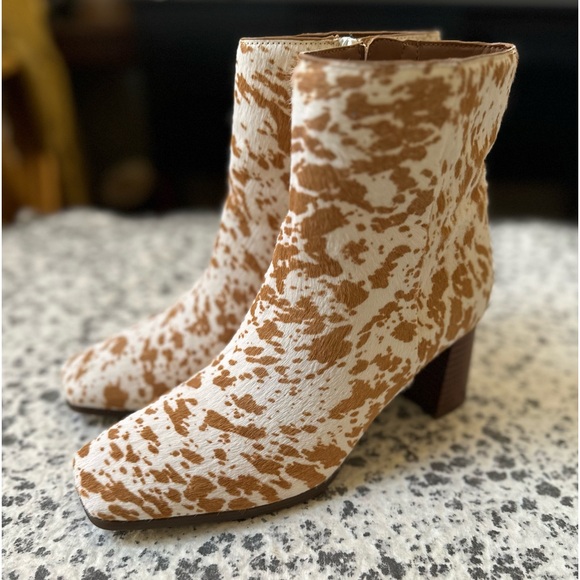 I.N.C Calf Hair Speckled Block Heel Ankle Boots - Picture 6 of 9